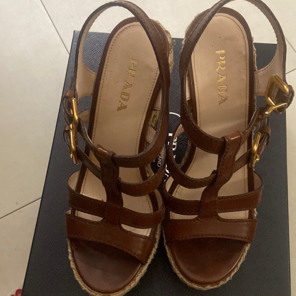 Prada shoes 👠